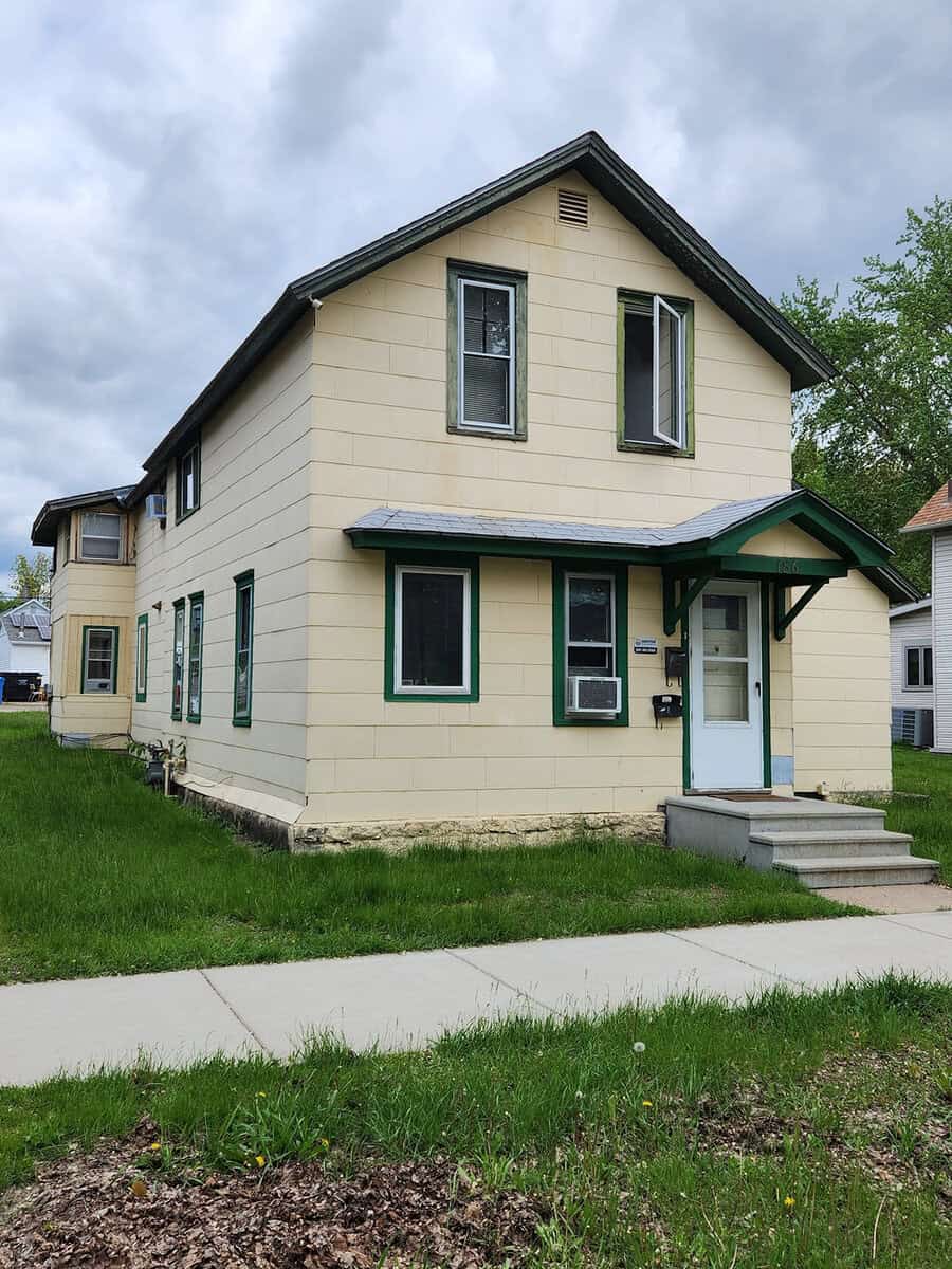 186 E Howard - Brick &Amp; Beam Property Management